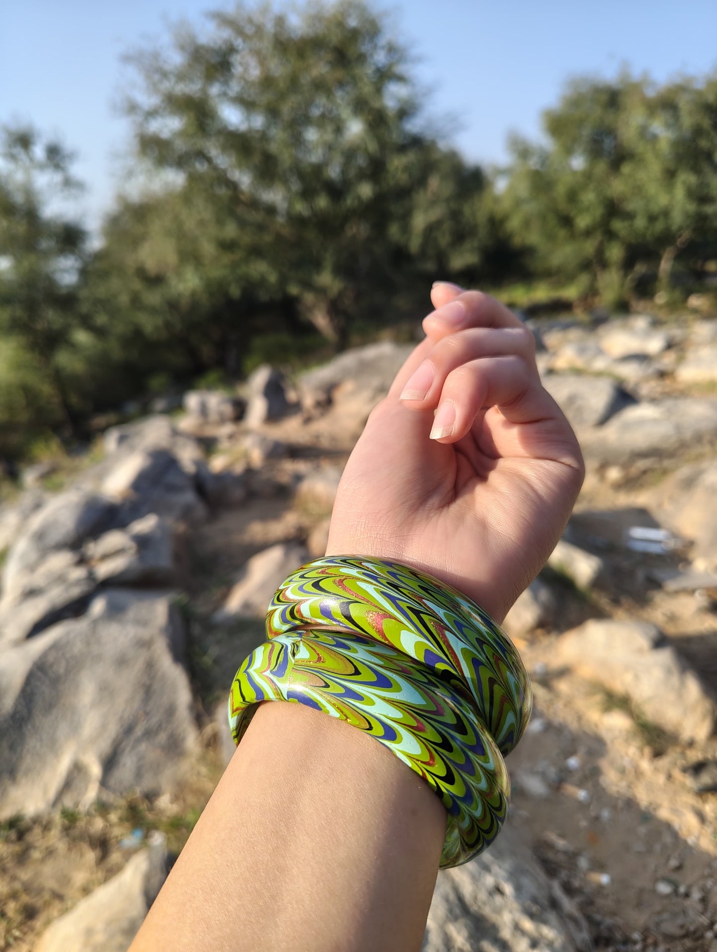 Handcrafted Peacock Green Marbled Lac Bangles
