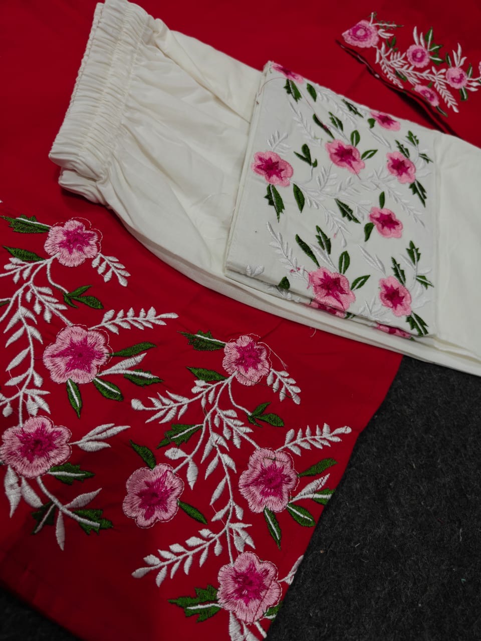 Red pure cotton embroidered kurta palazzo set for women
